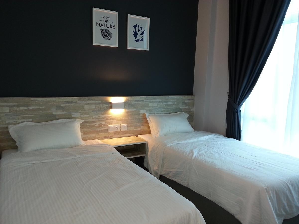 L Hotel Simpang Renggam Екстер'єр фото