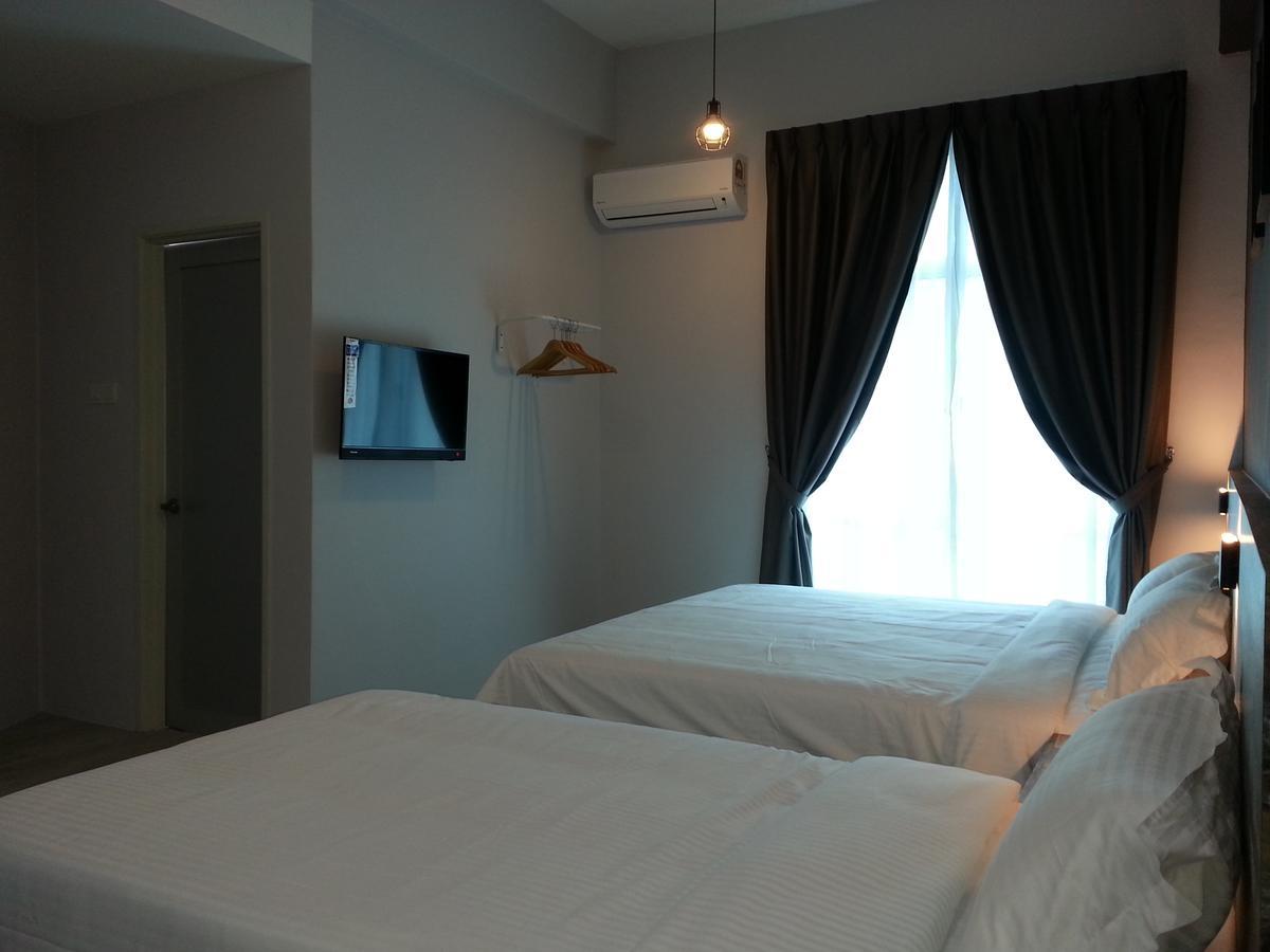 L Hotel Simpang Renggam Екстер'єр фото